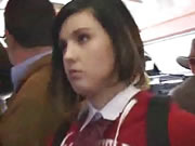 東歐蘿莉女子校生在巴士上遭受日本痴漢男強制口爆與性侵